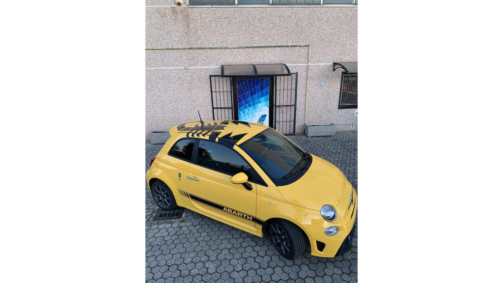 decorazione auto fiat  abarth codogno grafiche borella