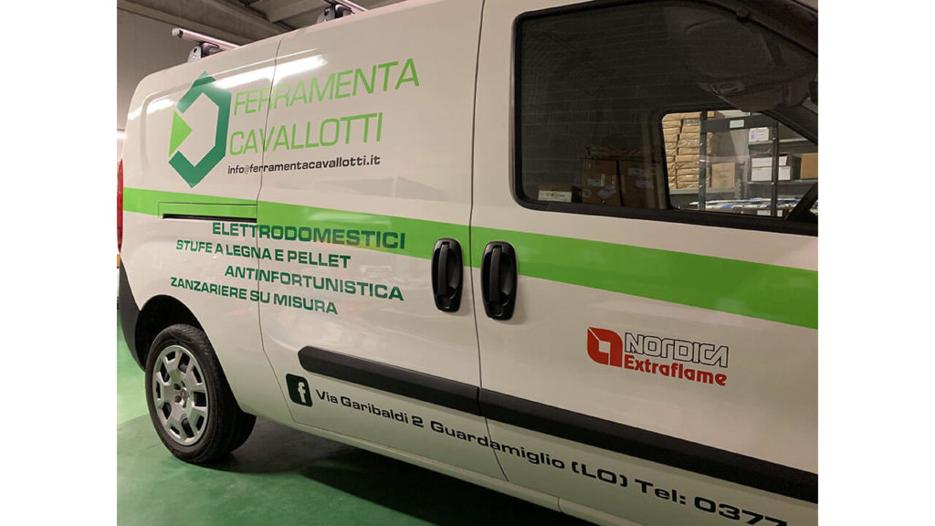 decorazione automezzo commerciale codogno grafiche borella