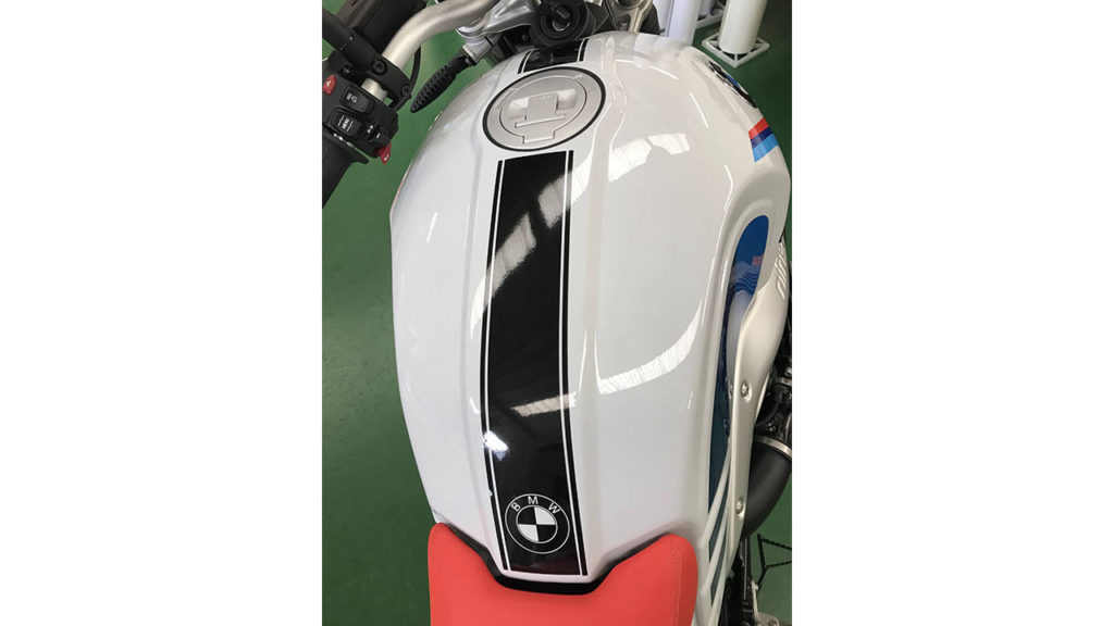 personalizzazione moto bmw codogno grafiche borella